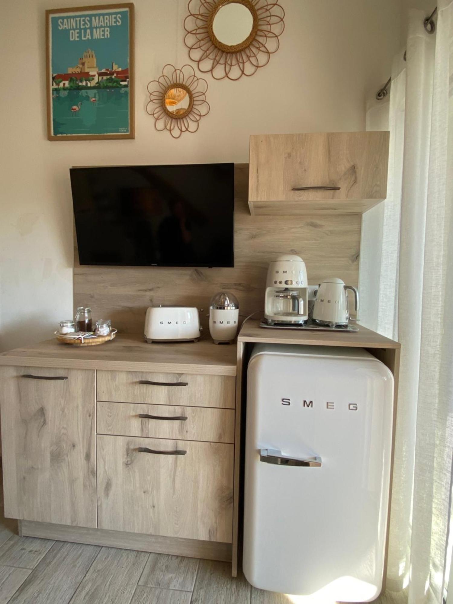 サントマリー・ド・ラメール L'Estrambord De Camargue Bed & Breakfast エクステリア 写真